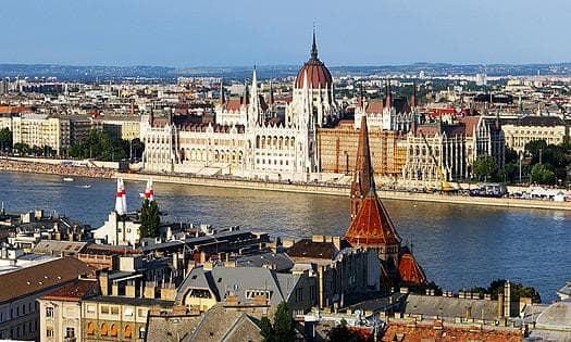 European Highlights Tour C • Eastern Europe and Switzerland, 9 Days