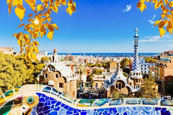 [Chauffeur Service] Barcelona Surroundings: Full-Day Private Car Service