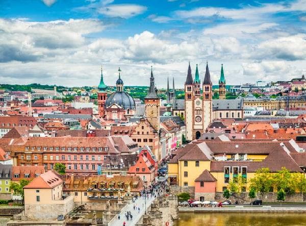 Frankfurt Day Tour B: Würzburg, the Starting Point of the Romantic Road + Rothenburg, a Fairytale Town
