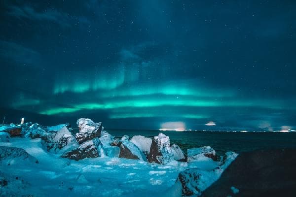 Iceland Northern Lights Night Tour (English-Speaking Tour)