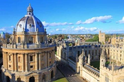 London Day Tour: Windsor Castle + Oxford Walking Tour + Stonehenge (Admission Included | Chinese-Speaking Tour on Mon/Sat)