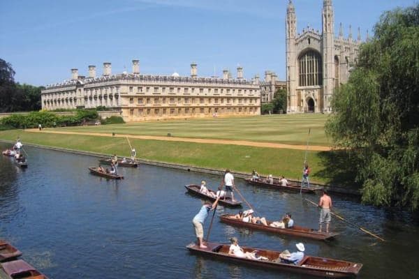 London Day Tour: Christ Church, Oxford + King's College, Cambridge (Admission Included | Chinese-Speaking Tour on Tue/Sat)