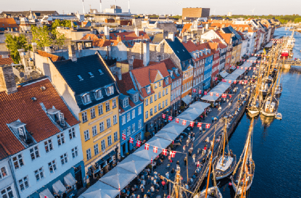 "Across Three Nordic Countries and Fjord Cruise" 7-Day Nordic Fjord Tour (Copenhagen Route)