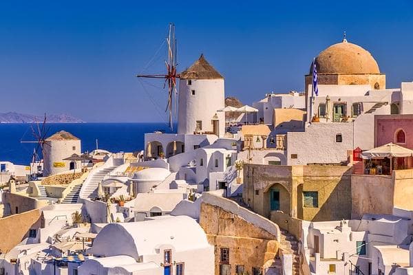 [One-Country Deep Dive] Discover the Beauty of Greece: 9-Day Tour of Athens + Santorini + Zakynthos + Peloponnese + Meteora, the City in the Sky