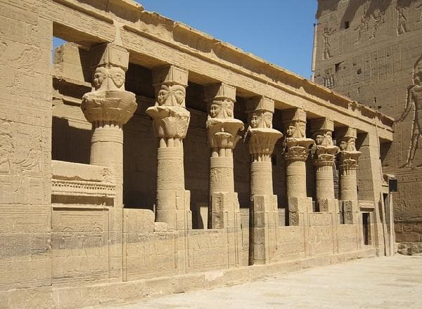 【Private Tour】10-Day Egypt Tour: The Forgotten History of the Pyramids (Visa on Arrival) Cairo + Red Sea + Luxor + Aswan + One Domestic Flight + Three-Night Cruise Experience