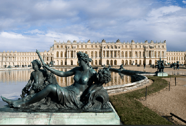 2-Day Paris Tour: Painters’ Village of Barbizon + Palace of Fontainebleau + Château de Vaux-le-Vicomte + Palace of Versailles + Monet’s House and Garden + Town of Giverny