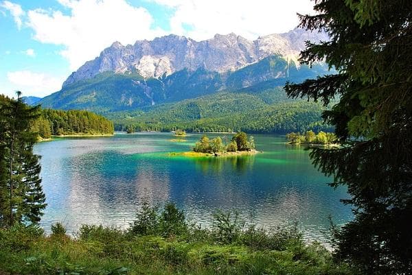 Munich Day Tour D: Zugspitze + Lake Eibsee