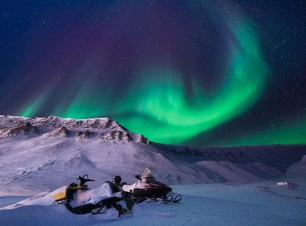 4-Day Lapland Aurora Tour • Norway King Crab | Finland Santa Claus Village | Dog Sledding | Snowmobile Aurora Chase • Reindeer Farm Included