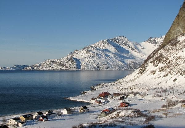 Aurora City · Tromsø · Senja Island · Lofoten Islands: 6 Days and 5 Nights in Northern Norway, Small Group Tour with Chinese-Speaking Guide