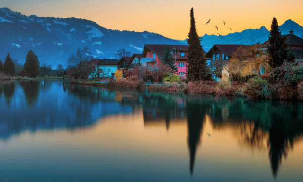 4-Day Switzerland Panorama Tour: Lakes and Mountains (arrive in Stuttgart or Frankfurt, depart from Lucerne)