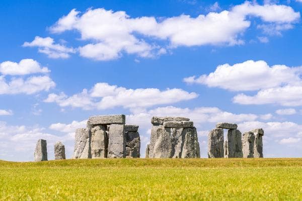4-Day Tour of Bath, Stonehenge, the Southwest Coast & the Cotswolds