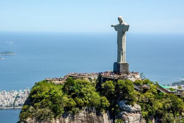 [Visa-free] Rio de Janeiro, Brazil Day Tour · Christ the Redeemer (by train) + Sugarloaf Mountain + Maracanã Stadium + Cathedral + Selarón Steps + BBQ buffet lunch included (English-speaking group)