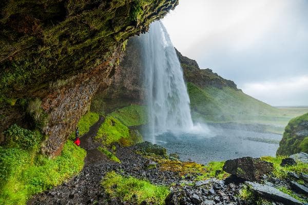 Iceland South Coast + Glacier Hike Day Tour (English-Speaking Minibus Tour)