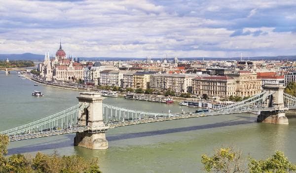 Bratislava, Slovakia Day Trip from Vienna, Austria (English Tour | 13 Hours) [Includes a 1-hour vintage car experience and a Danube River cruise on the return trip]