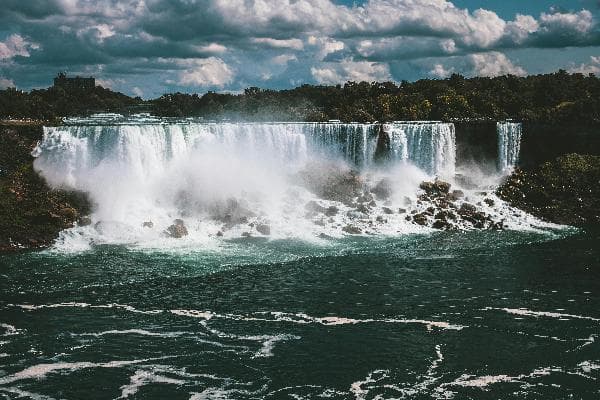 4-Day Eastern U.S. Highlights Tour: New York + Philadelphia + Washington, D.C. + Niagara Falls + Boston
