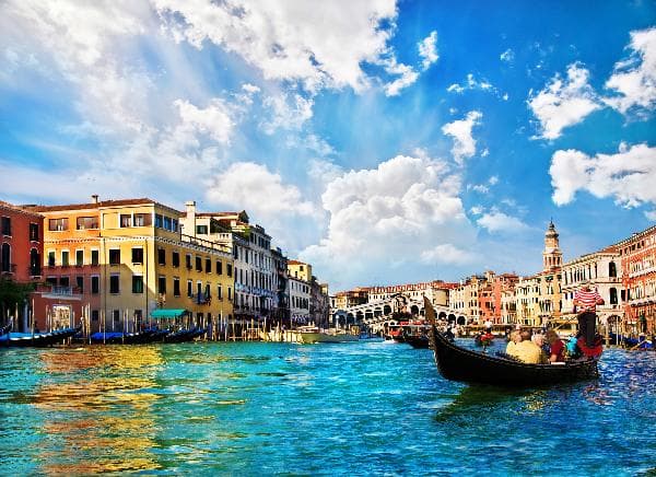 [One-Country Deep Dive] In-Depth Renaissance Tour of Italy: 7 Days, 6 Nights (Small Group Capped at 24 Travelers · Round Trip from Rome · Saturday Departures)