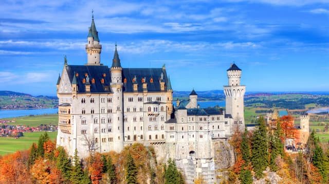 【Germany and Austria Private Tour】Munich Surroundings In-Depth 3-Day Tour B · Neuschwanstein Castle × Zugspitze × Salzburg × Austrian Lakes