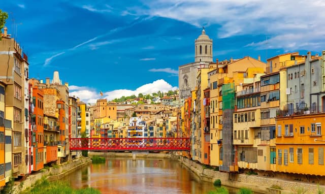【Spain Private Tour】Barcelona in Depth: 3-Day Tour B · Pilgrimage to Montserrat’s Sacred Mountain × Ancient Roman City × Hidden Mediterranean Cove