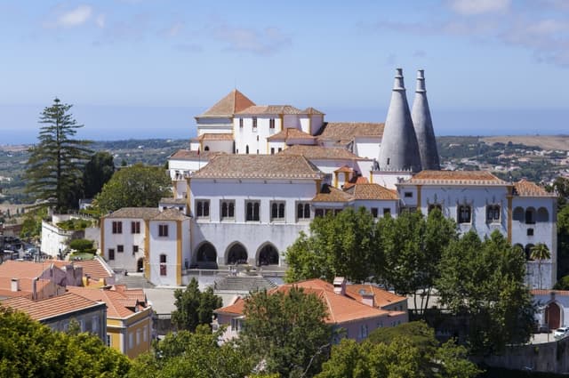 【Spain and Portugal Private Tour】Spain and Portugal in 13 Days A · Iberian Peninsula Crossing × In-Depth City Experiences × Atlantic’s Edge · Barcelona In, Madrid Out