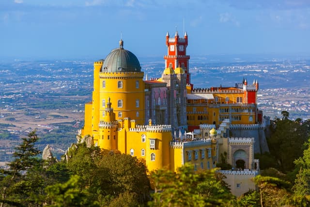 【Spain and Portugal Private Tour】Spain and Portugal Highlights in 11 Days B · Iberian Peninsula Crossing × Andalusia × Atlantic’s Edge · Madrid In, Barcelona Out