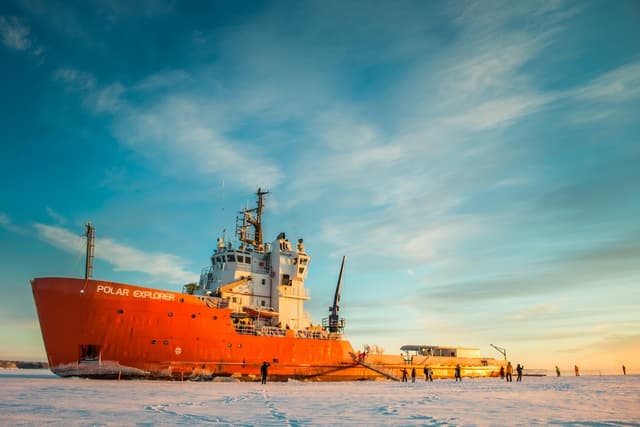 [Nordic Private Tour] Arctic Frontier · Finland-Norway Icebreaker and Northern Lights Exploration: 7-Day Private Tour